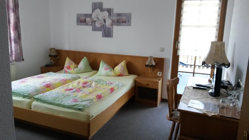 Gastehaus Zur Sorge Hotel Pennewitz Room photo